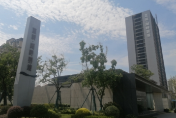 蓝城湖畔雲境